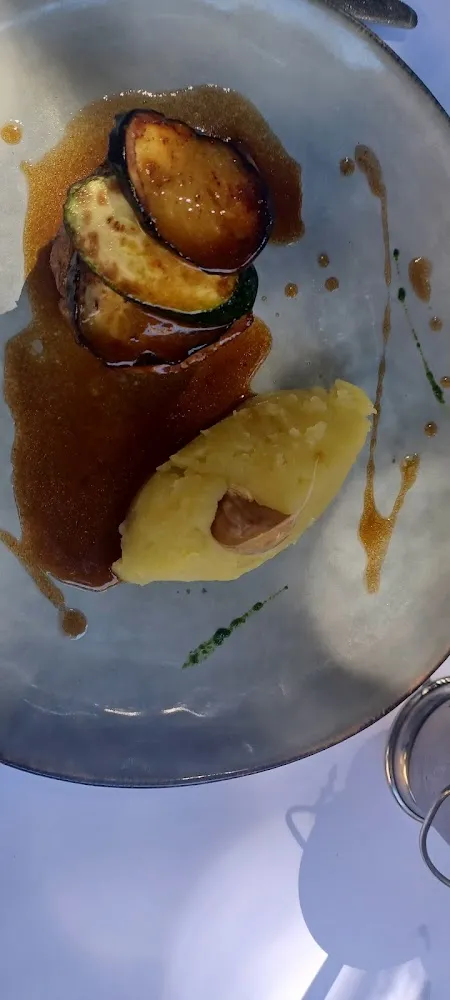 Gigot d'agneau À l'Ail